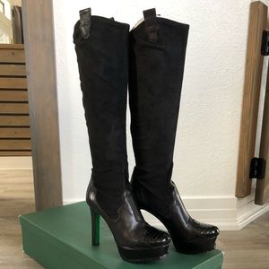 New Donald Pliner Black Suede Boots w/Snake skin